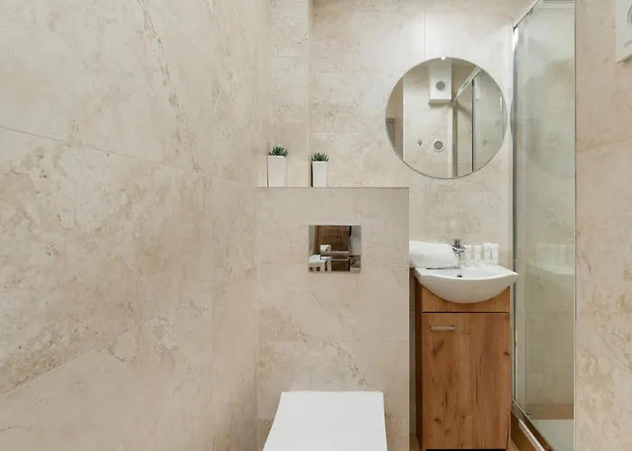 Kompaktowe Blisko Molo W Sopocie By Renters Sopot